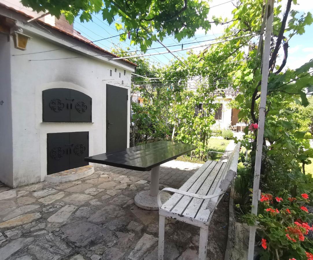 Apartments Marijana Vodice Exteriör bild